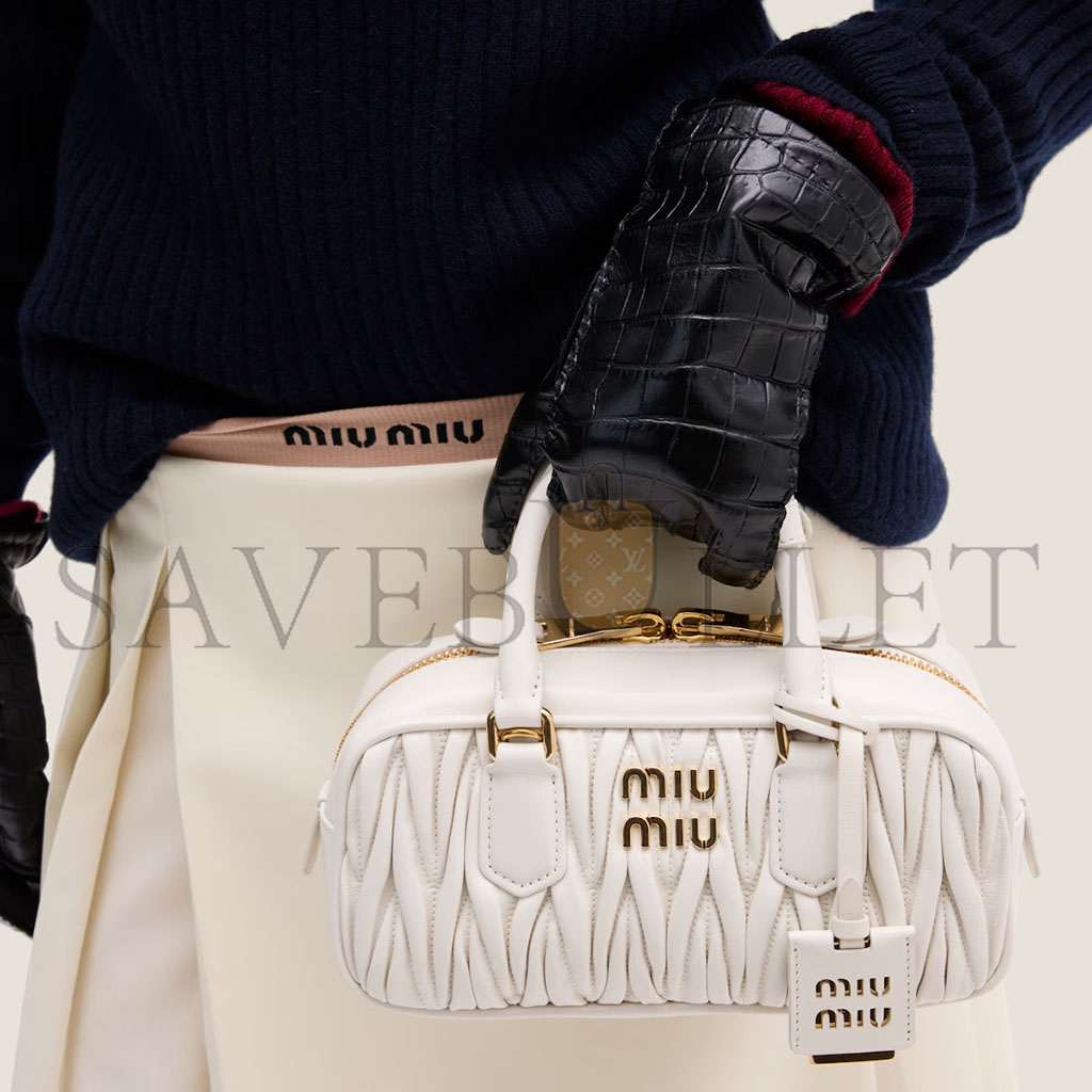 M1v M1v arcadie matelassÉ nappa leather bag 5bb142 (22*10.5*7.5cm)